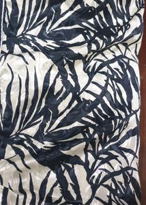 Silk Saree In Base And Net Pallu
