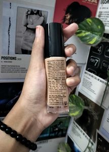 Lakme Forever Matte Foundation