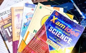 Class 10 CBSE &amp; Sample Papers  (Oswaal