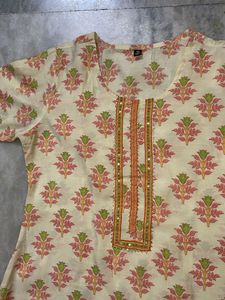 Elegant Maslin Kurta Set