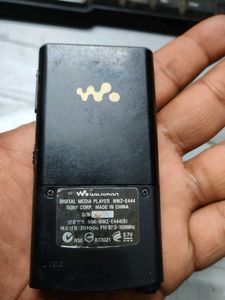 Sony NWZ-E444 Media Digital Player