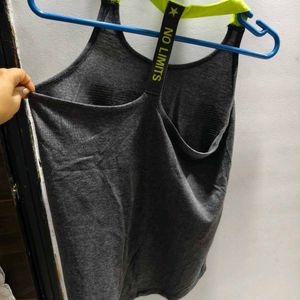 Hot Tank Top- Sporty Look