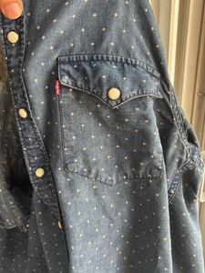 LEVI’S casual shirt