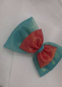 Offer New Center Bow Clip Seablue And Pink Color