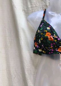 I. SEXY FLORAL BRALETTE