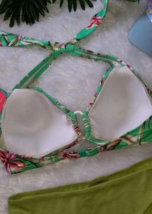 Tropical Green Shaded Bikini Set 👙