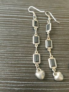 4 pair of earrings(only one time used)
