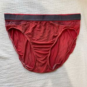 FILA Red brief