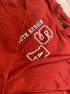 Red Comfortable Sweatshirt