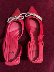 Ket Important Footwear