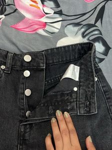H&amp;M Dark Grey Shorts- No Negotiations