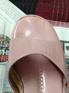 Heels 👠 For Divaa Girls..