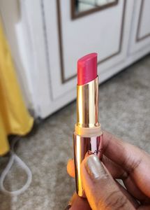 Pretty Lakme 9-5 Rose Day Lipstick