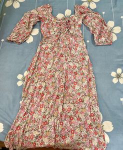 H&amp;M Floral Puff Sleeve Midi Dress