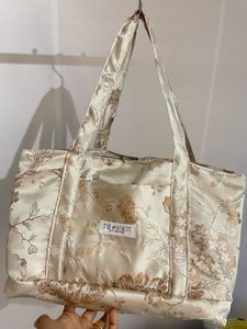 New The Knot Tote Bag
