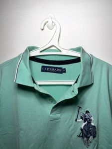 US Polo Assn. T-shirt