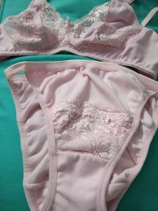 Ngal bra and panty set-fixed Price