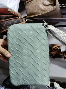 Hand bag With Siling Belt