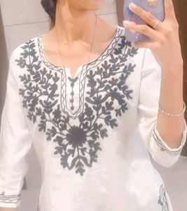 Elegant White Embroidered kurti