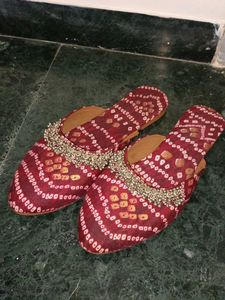 Maroon Bandhani Flats