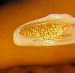 JUST HERBS SUNLIT GLOW STROBE CREAM