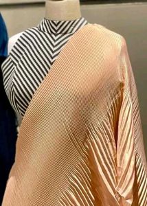 Crushed Saree Attached With Blouse