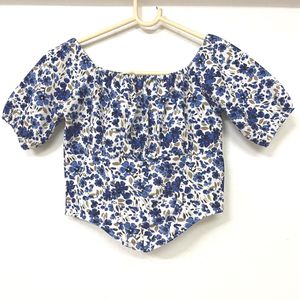 Floral Printed Puff Sleeves Crop Top