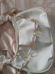 White Chain Shoulder Bag