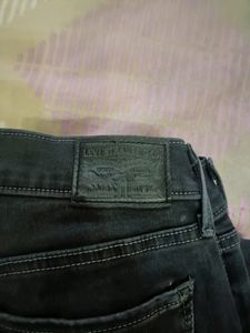 Charcol Levis Jeans....