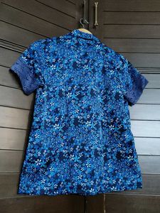 Pretty Secrets Blue Floral Print Short Sleeve Top
