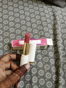 MyGlamm LIT Creamy Matte Lipstick