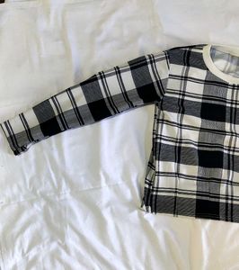 Black &amp; White Plaid Long Sleeve