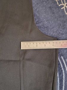 Vintage Black Vest (Newme)
