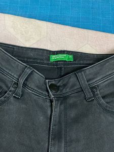 Streachble Benetton Black Denim Jeans