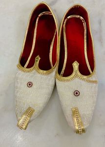 Ethnic Jutti Shoes 1 Time Use
