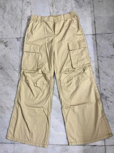 H&amp;M UNISEX LIGHT KHAKI WIDE LEG CARGO PANTS