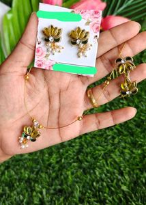 Lotus Necklace &amp; Earring Set