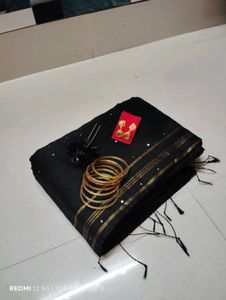 Elegant Black &amp; Gold Saree