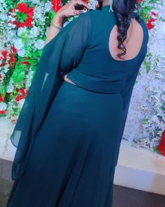 crop top with long skirt