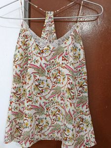 A Set Of 2 Camisole