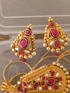 JEWELLERY SET