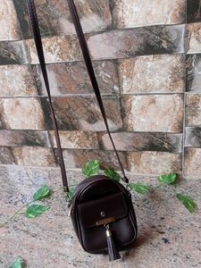 4 Handbag 👜