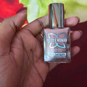 4 nail polishes combo 🎉