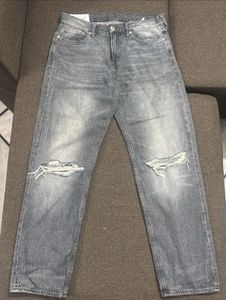 3 Relaxed Fit Pants And One Freebie