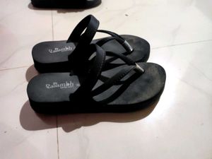 Combo of 3 footwears ✨