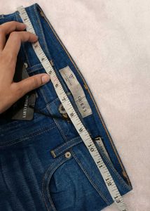 Guess New With Tag Jeans