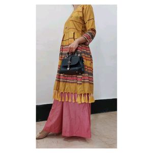 Yellow Design Dress Multiple wear. Size : M