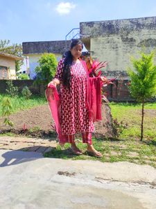 Maroon Paisley Print Kurti Set