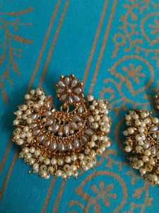 Earings