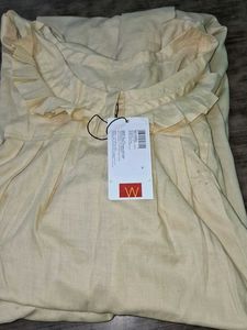 Elegant W Ruffled Top